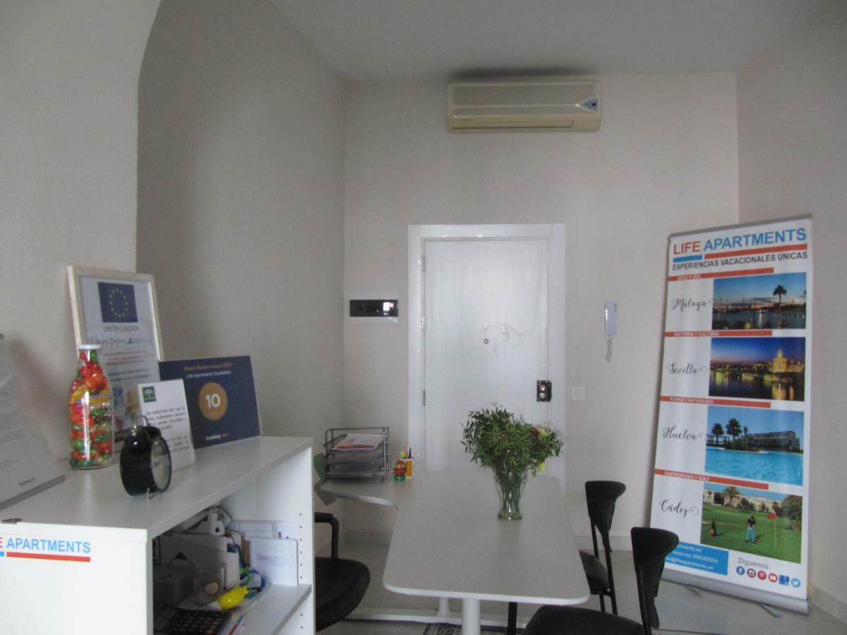 Life Apartments Guadalete Jerez de la Frontera Exteriör bild